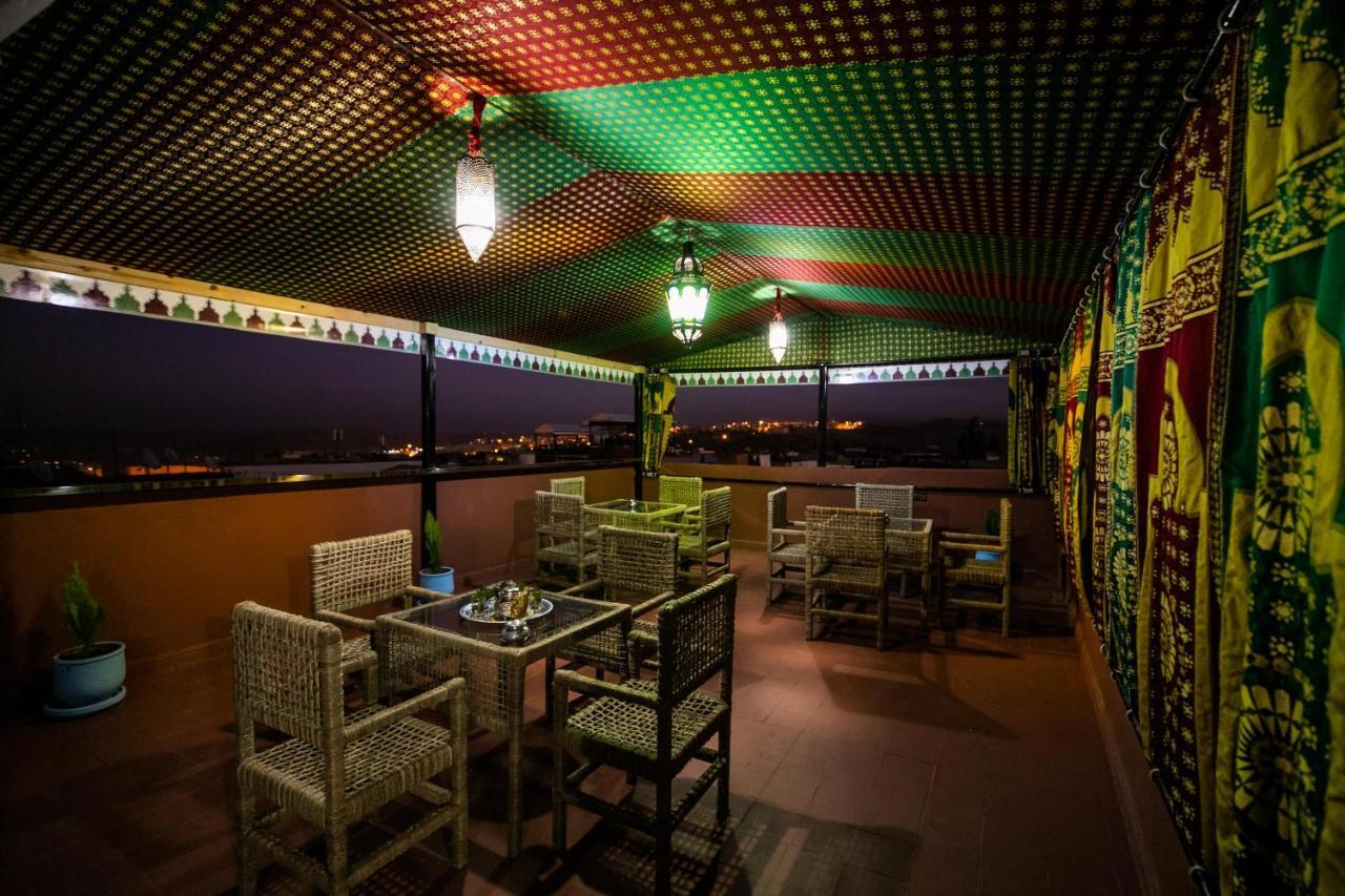 Riad Dar Layali *