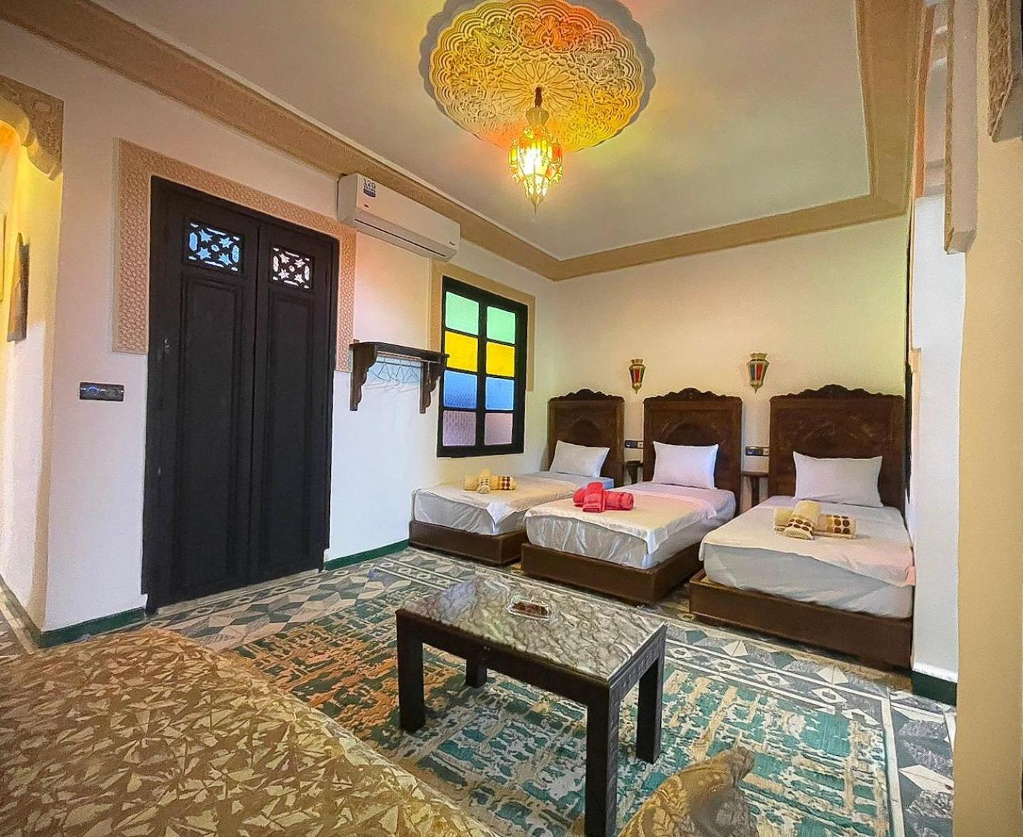 Riad Dar Layali