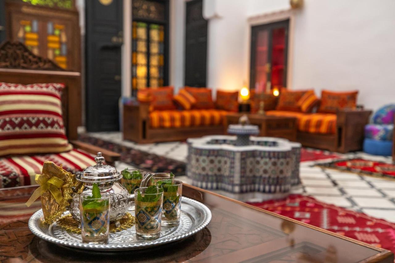 Dar Layali